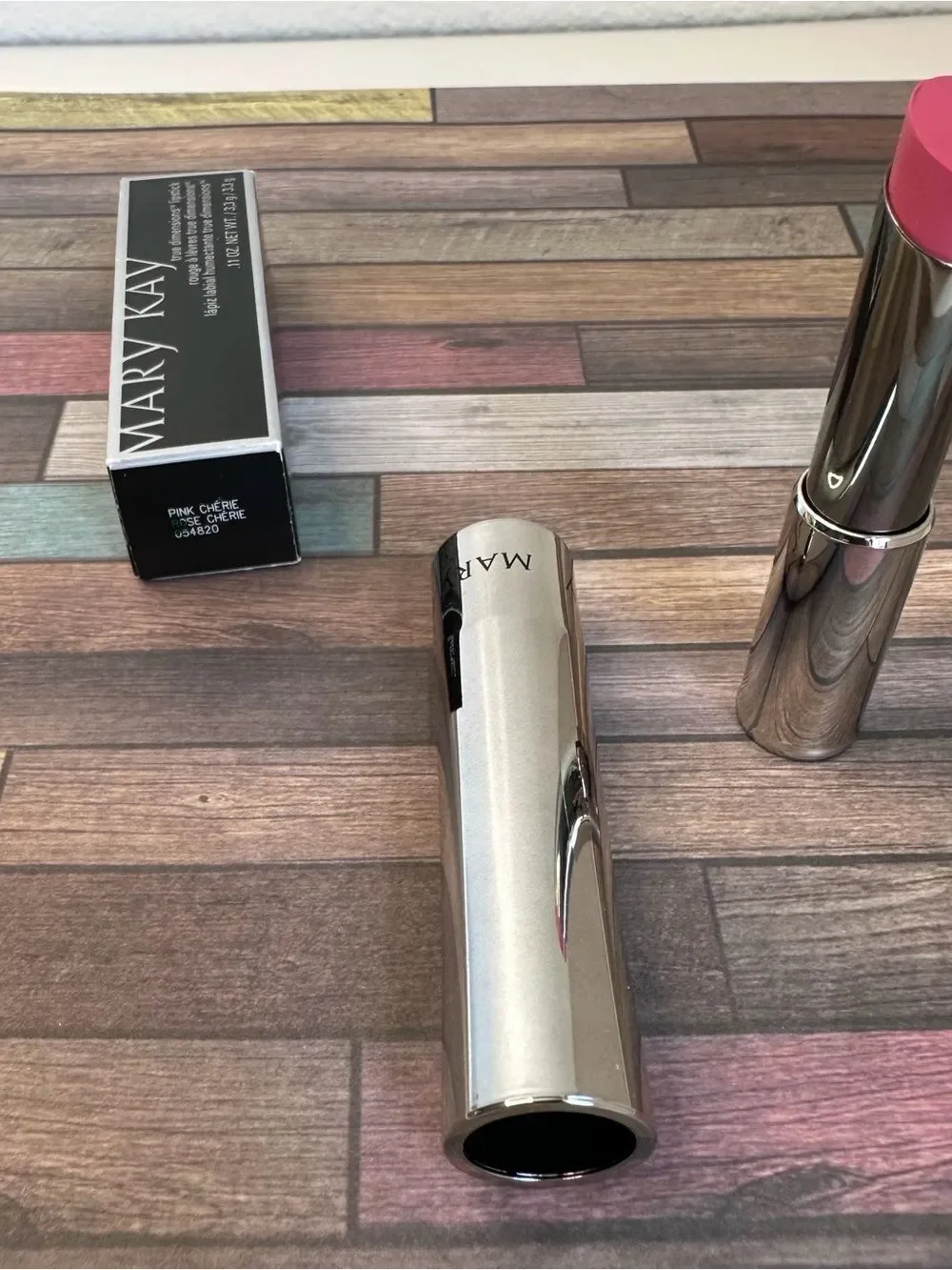 Mary Kay True Dimension Lipstick Pink Cherie NIB